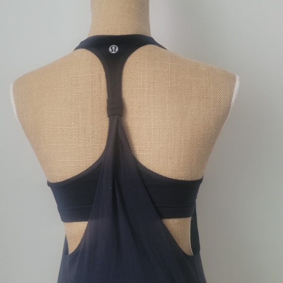 Lululemon Practice Freely Tank top with built in bra black in size 6 - Picture 8 of 12